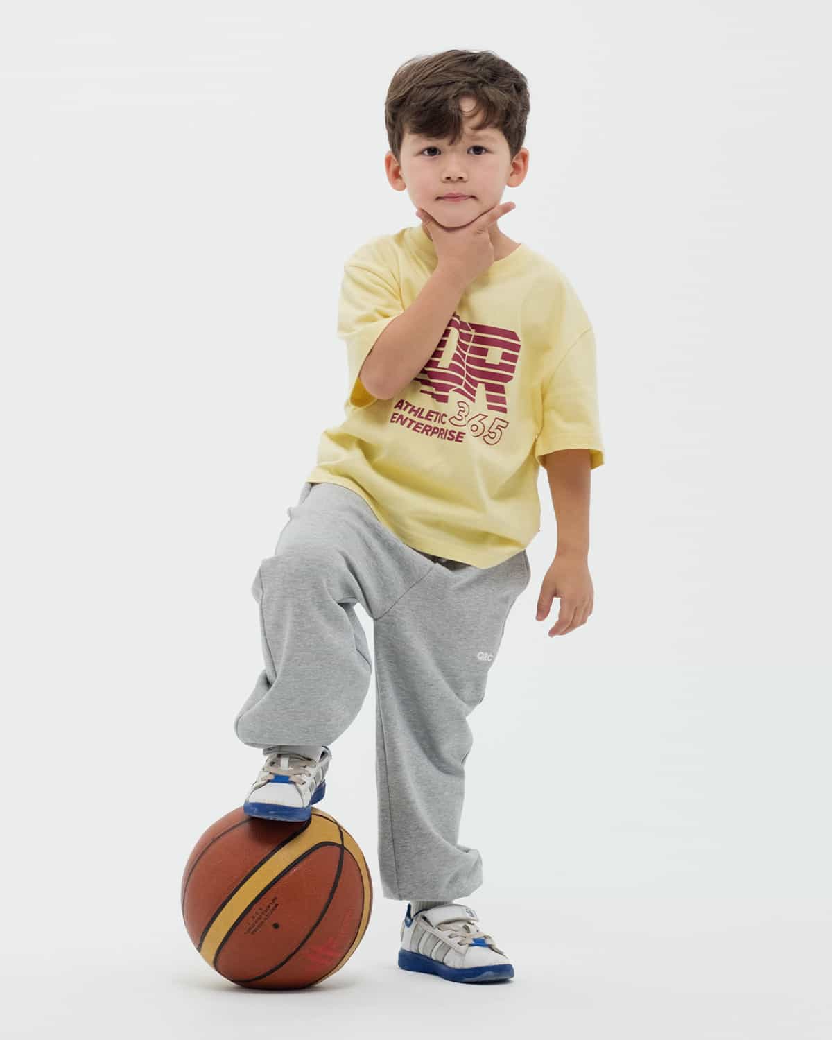 ФУТБОЛКА БАЛА ATHLETIC АШЫҚ САРЫ