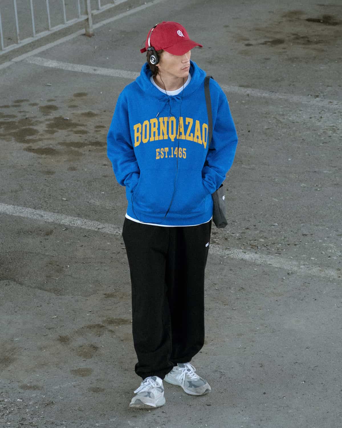 БҮРЖЕЙДЕ BORN QAZAQ КӨК