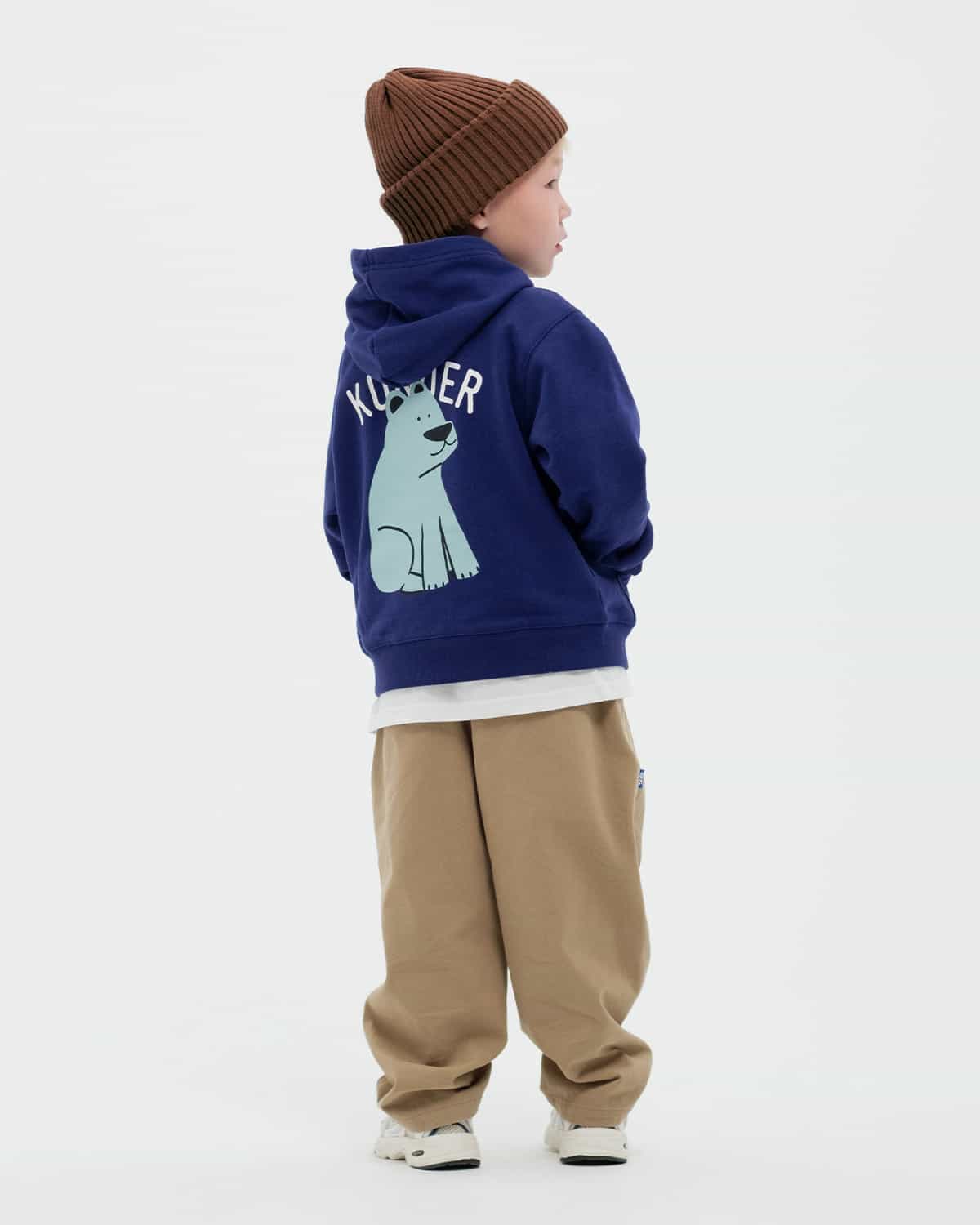 БҮРЖЕЙДЕ БАЛА KUNDER ИНДИГО