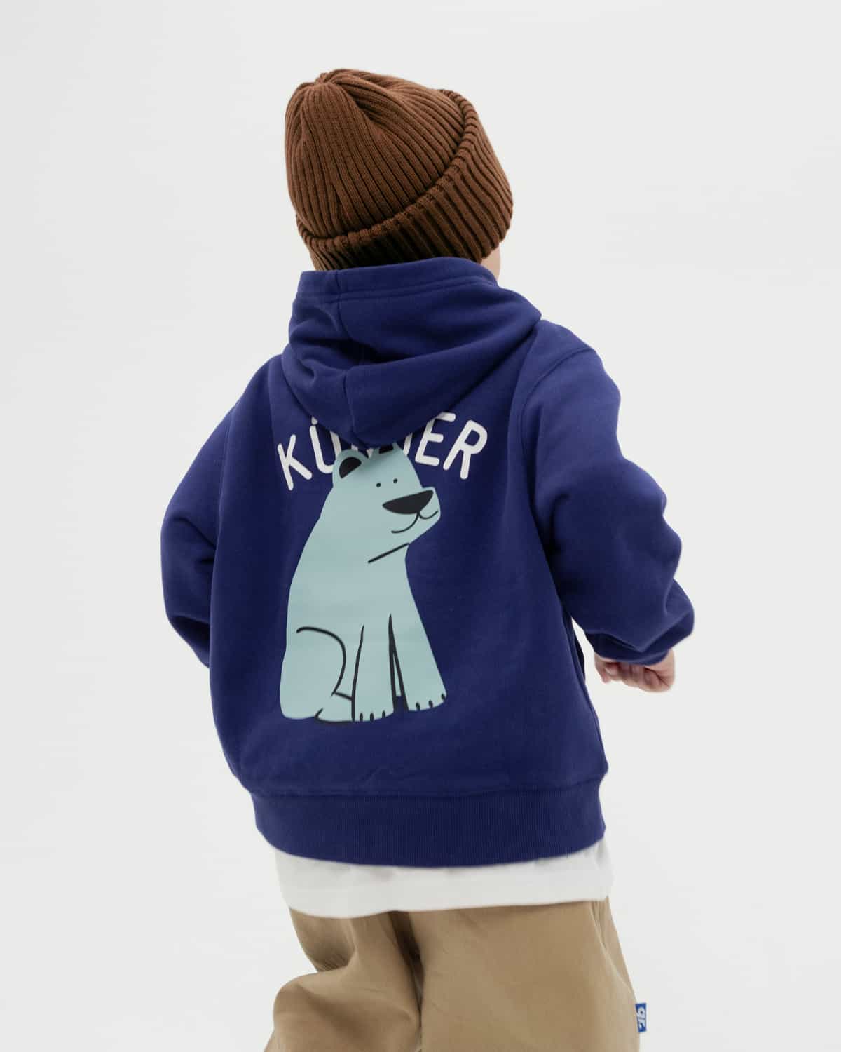 БҮРЖЕЙДЕ БАЛА KUNDER ИНДИГО